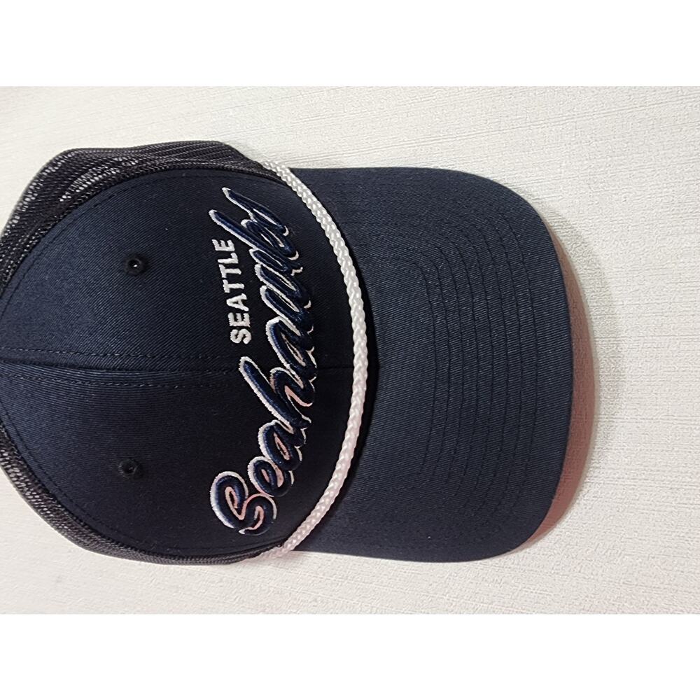 Seattle Seahawks hat By Team apparel - Picture 3 of 7